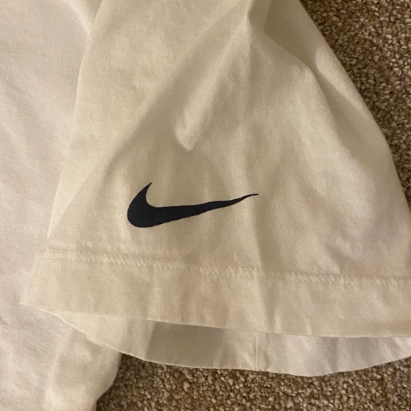 Team USA Medium Nike Tee - Picture 3 of 5